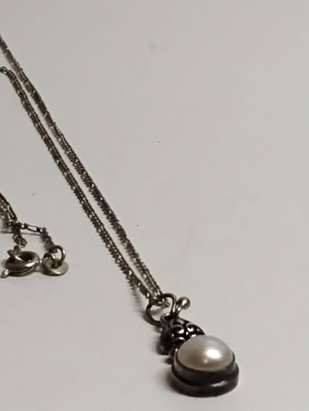 Vintage 925 Sterling Pearl Boho Pendant  Necklace, Figaro Chain 11 in